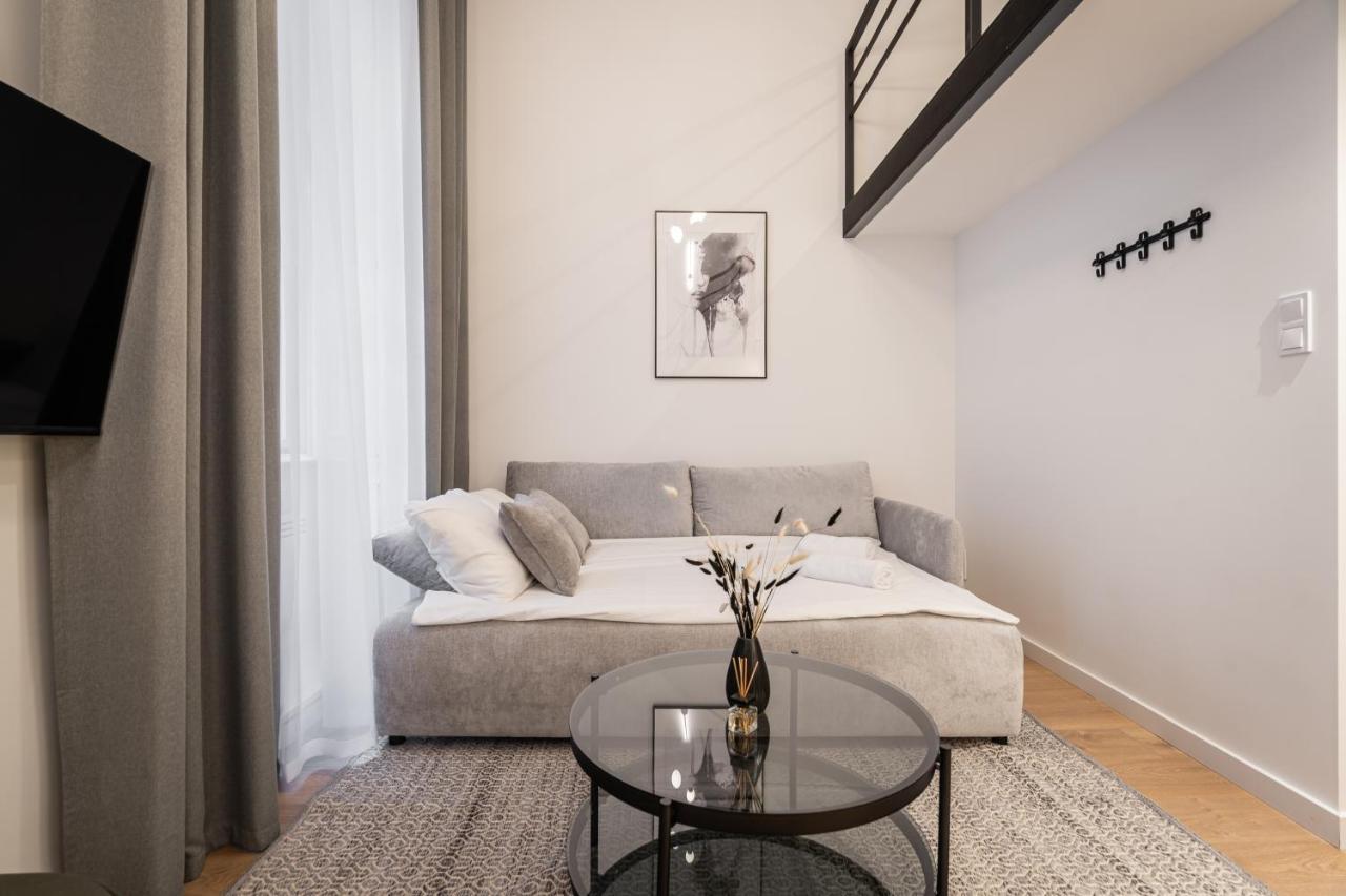 E56 - Grand Boulevard Heritage Residence - Best Location By Bqa Budapest Ngoại thất bức ảnh