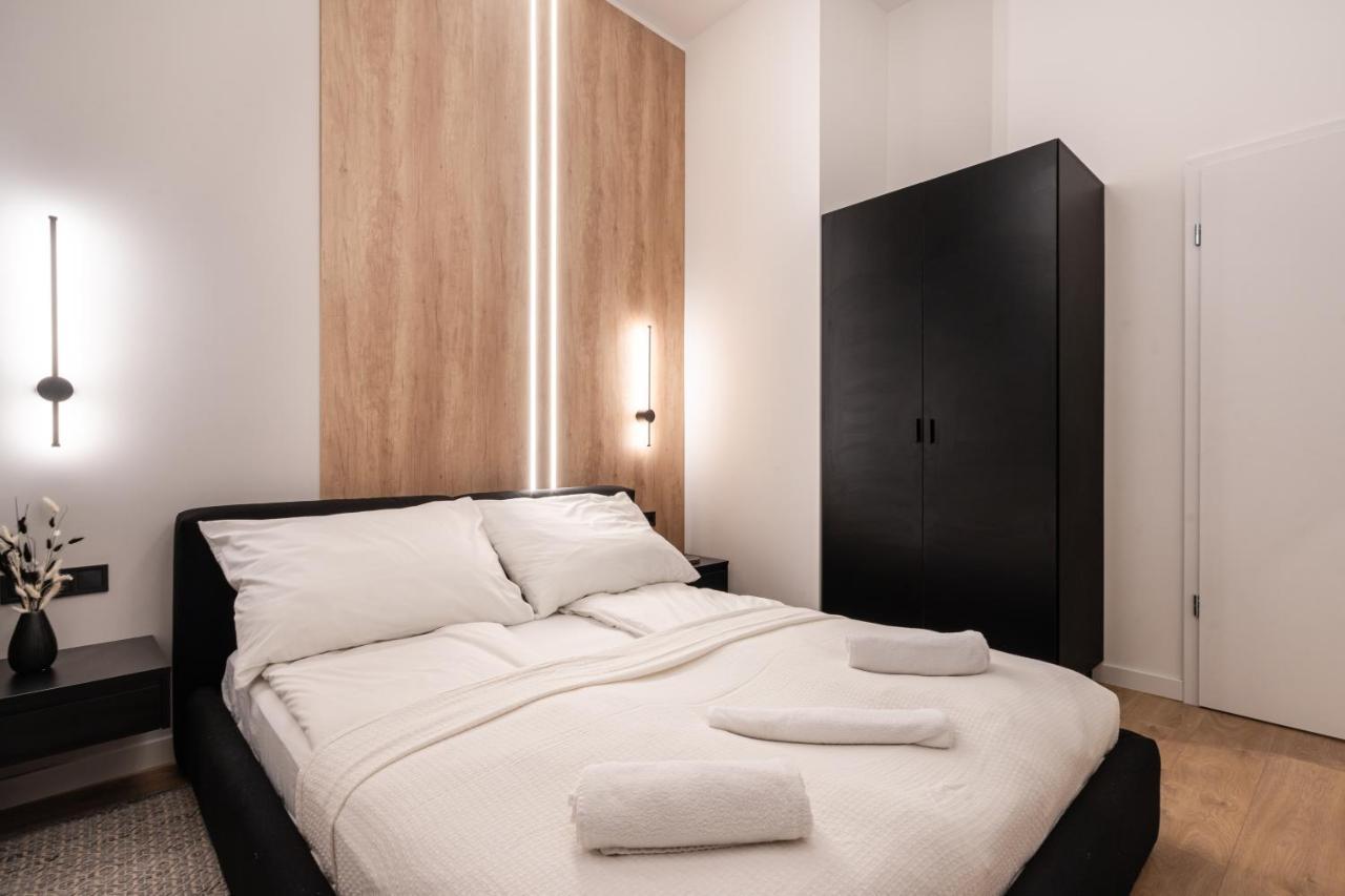 E56 - Grand Boulevard Heritage Residence - Best Location By Bqa Budapest Ngoại thất bức ảnh